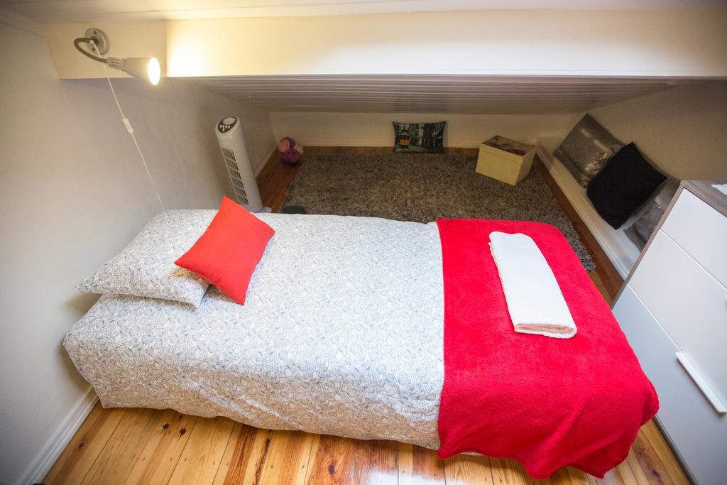 Duplex Alfama Apartment Lisbon Luaran gambar